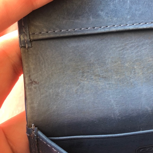 Coach Wallet - Picture 6 of 6